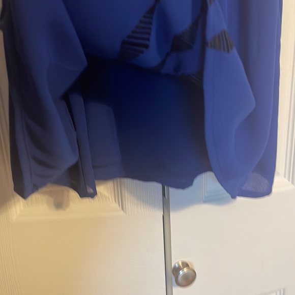 NWT Apt 9 sleeveless keyhole opening shirt in royal blue size XL - Picture 6 of 10